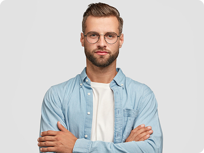 Analista finanziario di ClyptPower 7.0